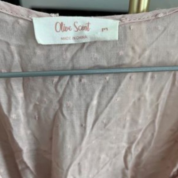 Olive Scent light pink mini dress - Picture 3 of 4